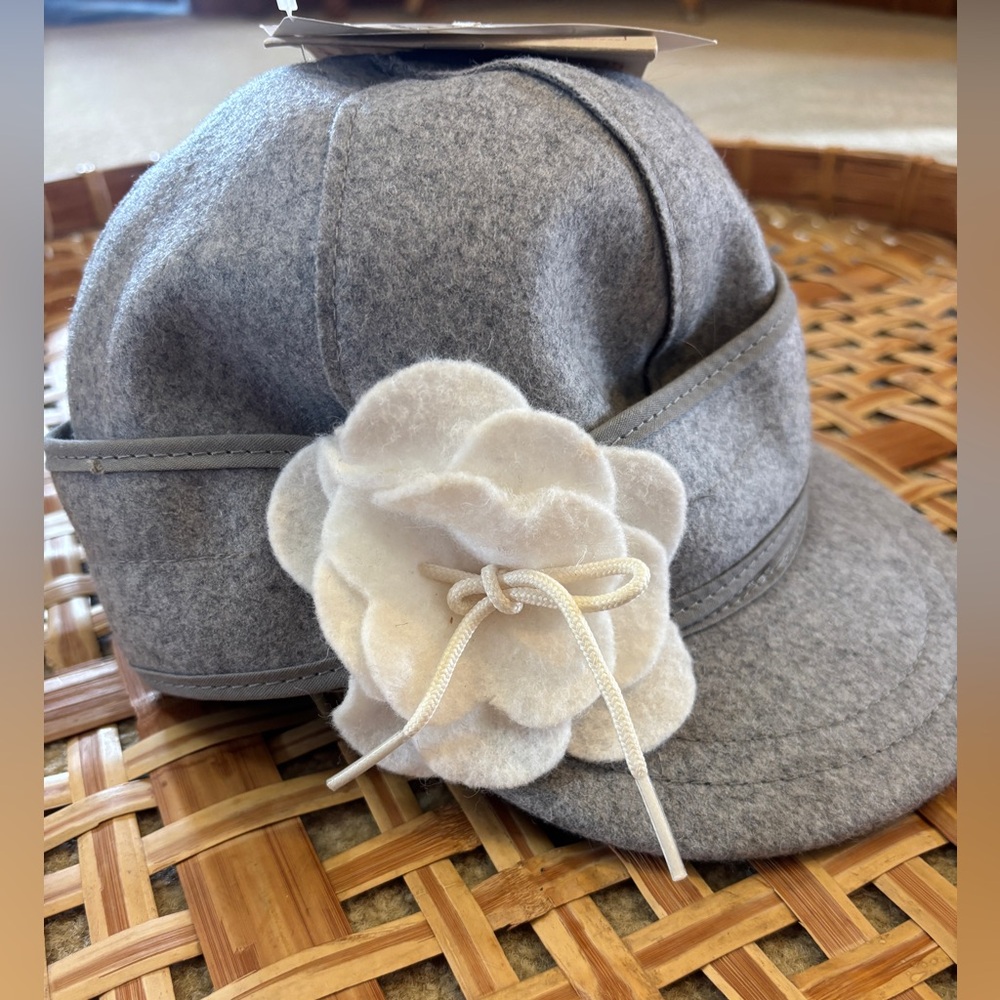 NWT Stormy Kromer Petal Pusher wool hat - Picture 2 of 9